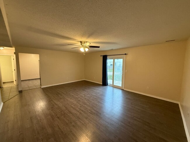 Photo - 6316 High Point Run