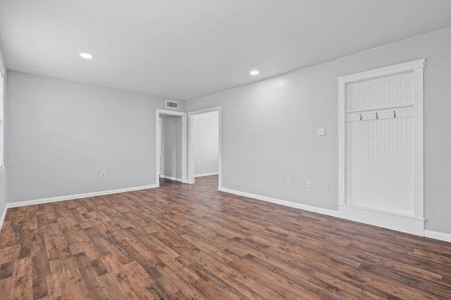 Photo - SUMMERVILLE CONDO