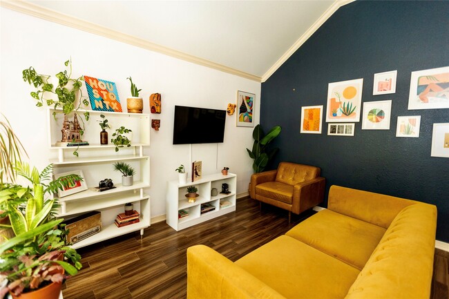 Photo - 3205 Rosalie St