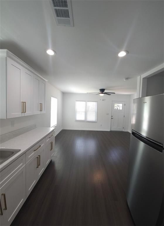 199 Carver Cir NW