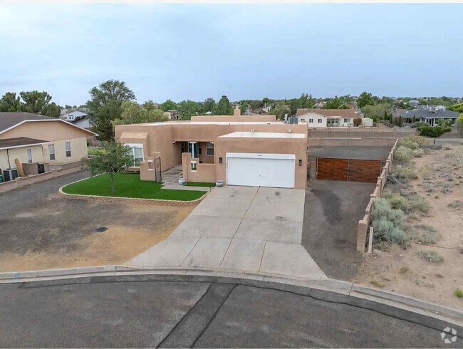 Building Photo - 2436 Manzano Loop NE Rental