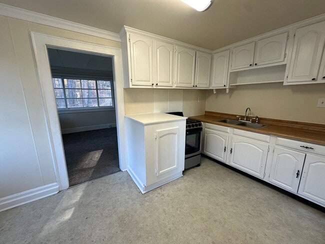 Photo - Affordable 2 Bedroom Home with Garage & Extra Space