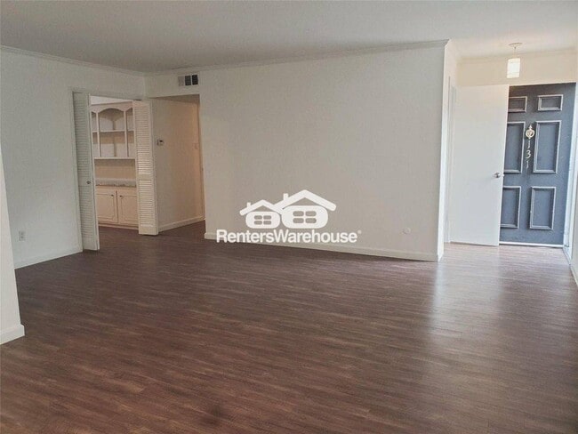 Photo - 361 N Post Oak Ln