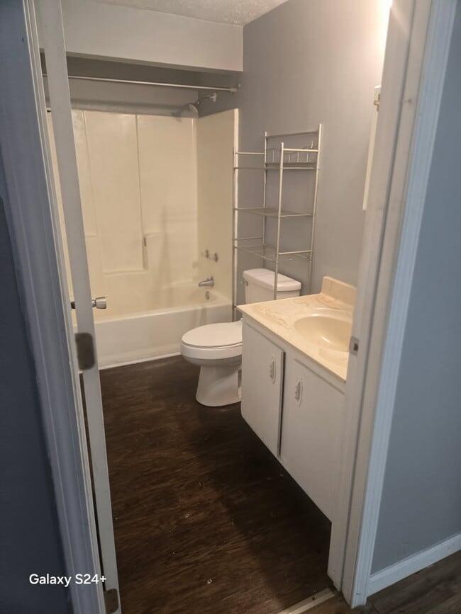 Photo - Mayslick Apartment Building Unit 3