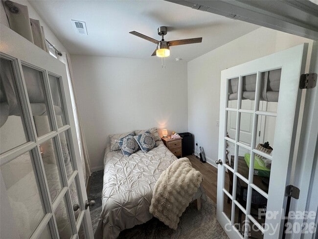 Photo - 5009 Layman Dr