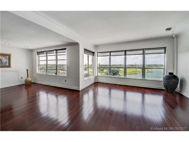 Photo - 9100 W Bay Harbor Dr Unit 8
