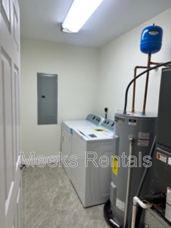Photo - 310 68th St SE Unit A