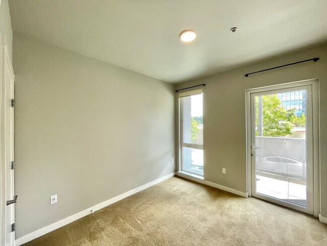 Photo - 1085 103rd Ave NE Unit 208