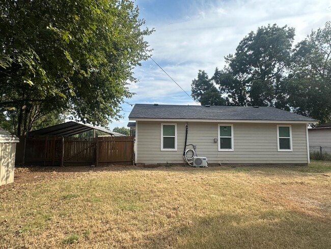 Photo - 106 E Florida Ave