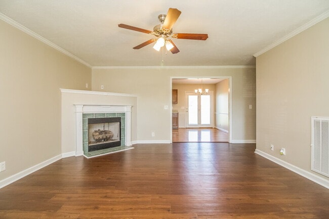 Photo - 3323 Meadowhill Dr