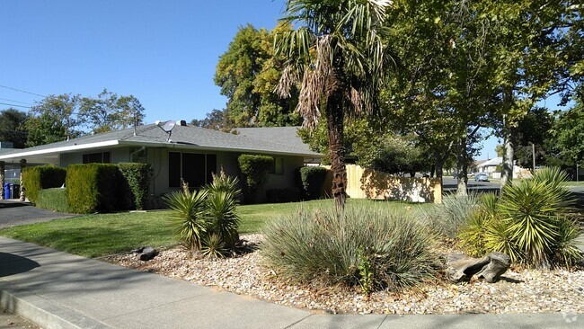 Building Photo - 1256 Luning St Rental