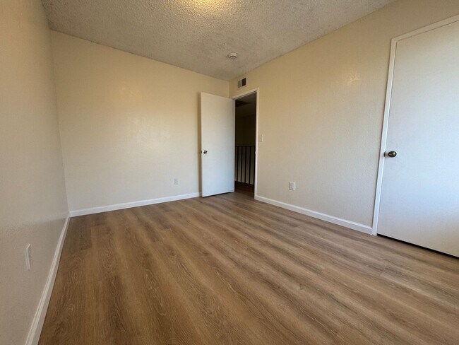 4400 Tierra Verde St Unit B