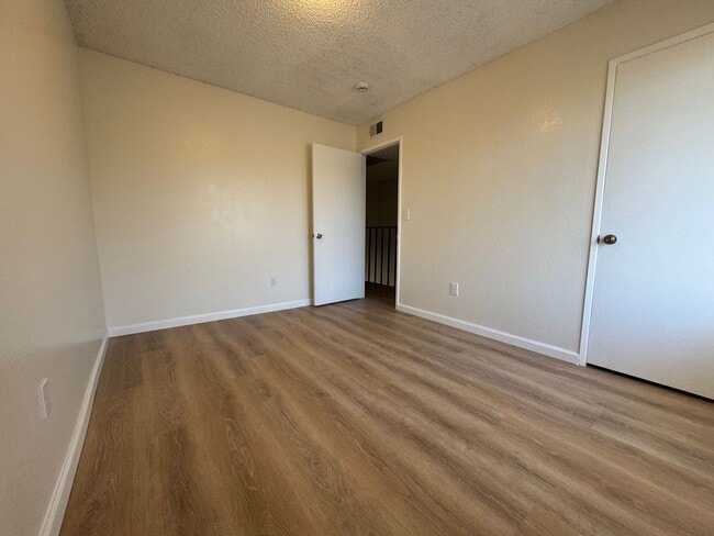 Photo - 4400 Tierra Verde St Unit B
