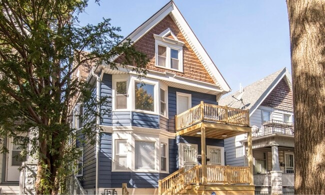 Building Photo - 3253-3255 N Buffum St Unit Upper Rental