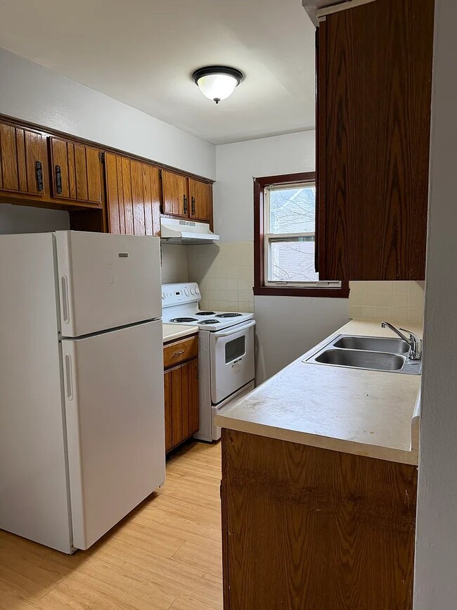 Photo - 352 S 6th St Unit 2A