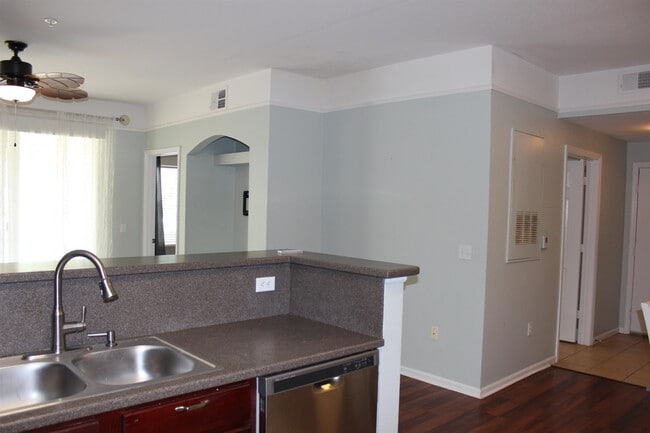 Photo - 2801 Chancellorsville Dr Unit 1302