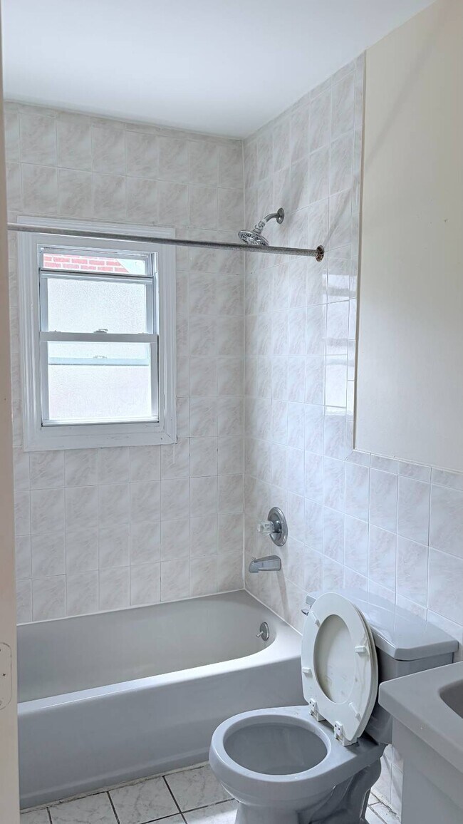 Photo - 83-43 241st St
