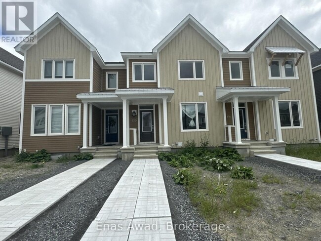 Photo - 520 Oldenburg Ave