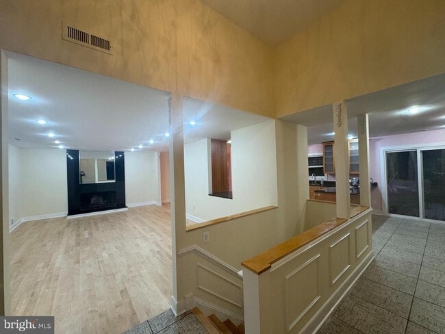 Photo - 7913 Charleston Ct