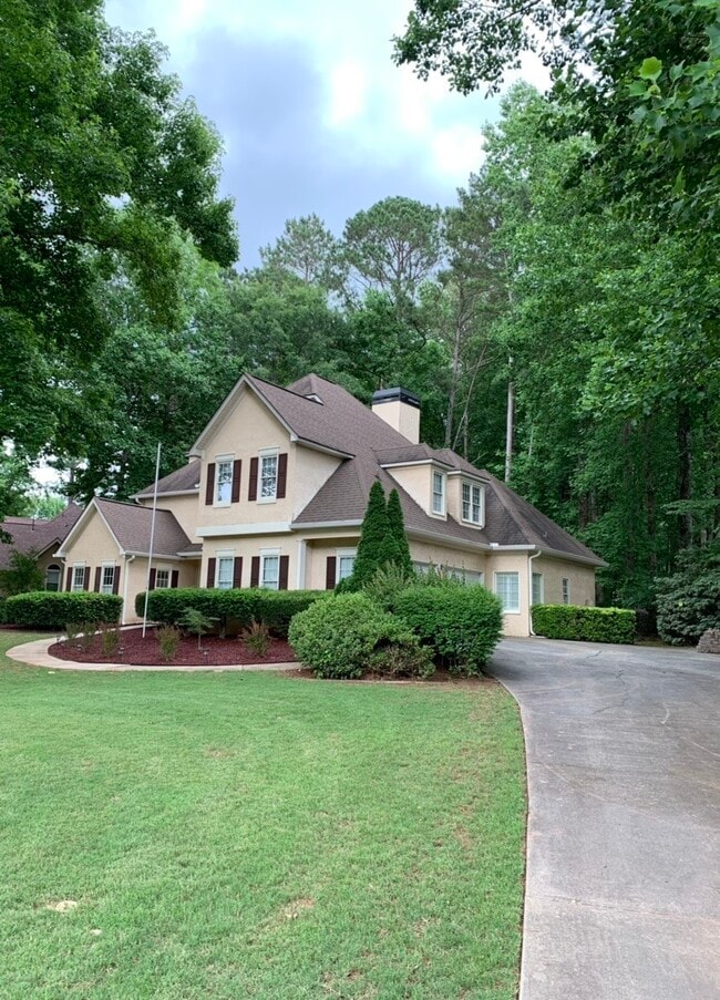 Photo - 80 Preswick Park Dr