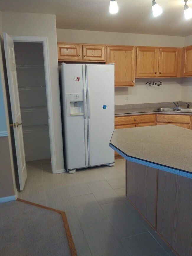 4222 S Blackhawk Cir Unidad 6F