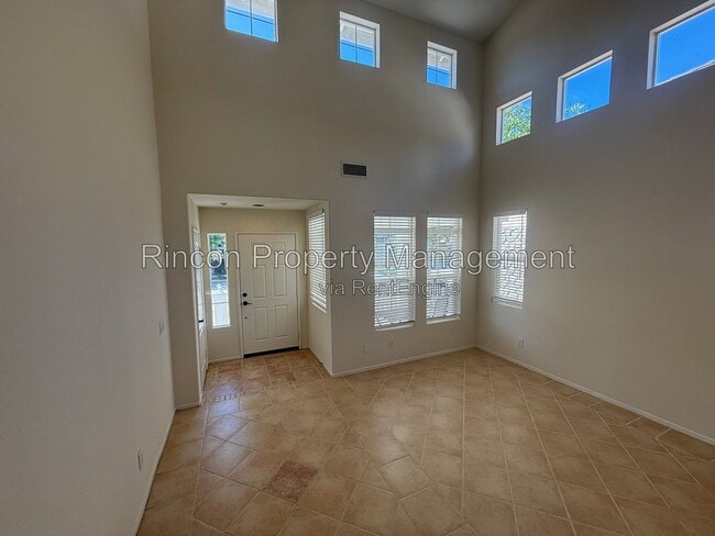 Photo - 4763 Templeton St