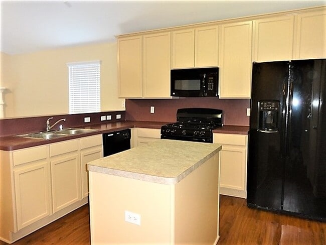 Photo - 19072 Hammer Ln