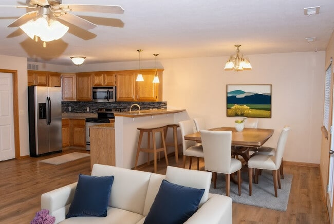 Photo - 8248 S 85th St