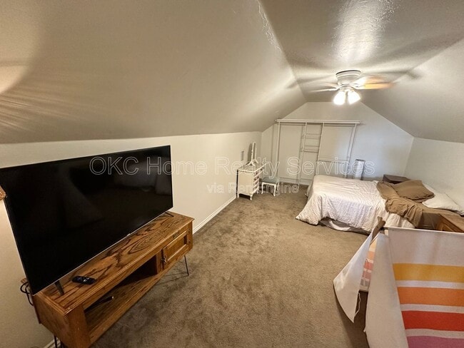 Photo - 11000 SW 38th Cir