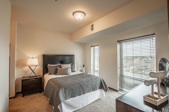 2 Bedroom