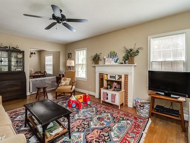 Photo - 217 Romany Rd