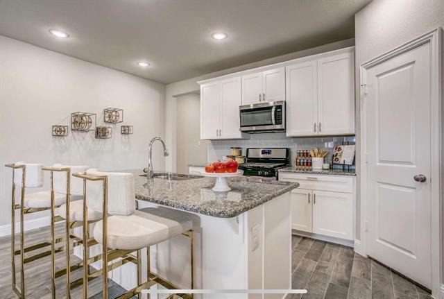 Photo - 4432 Thalia Wy