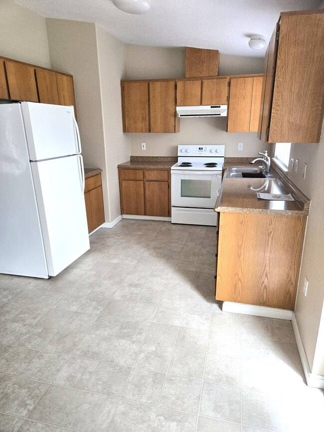 Photo - 41 Unit 415
