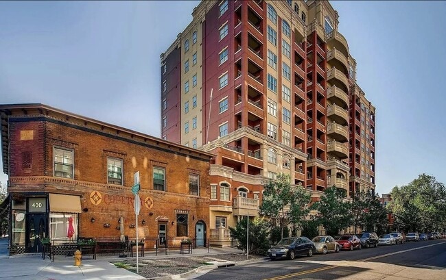 Building Photo - 1950 N Logan St Unit 1011 Rental