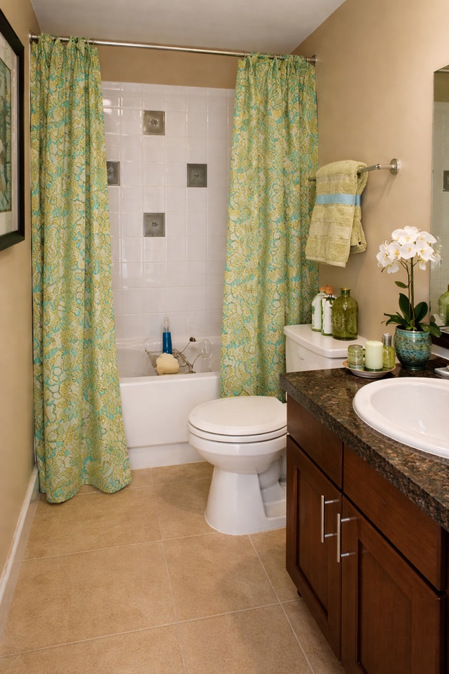 Photo - Charming 2-Bed, 1.5-Bath Corner Condo with River Views in the Heart of Redmond
