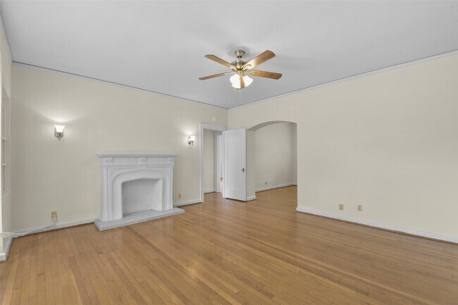 Building Photo - 436 Westmoreland St