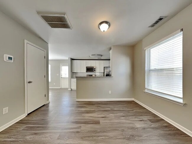 Photo - 3926 Damask Drive