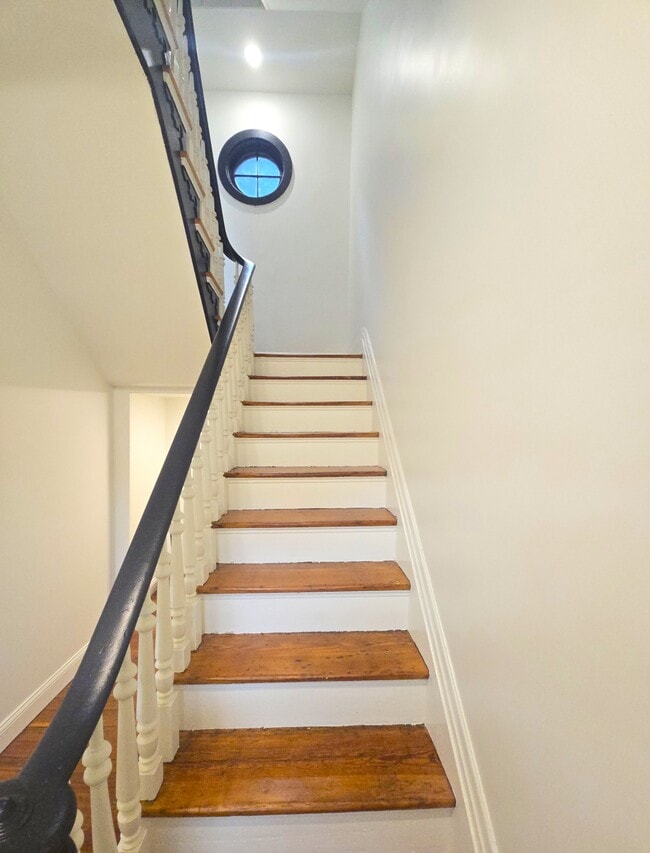 Photo - 1205 Lee St Unit #3