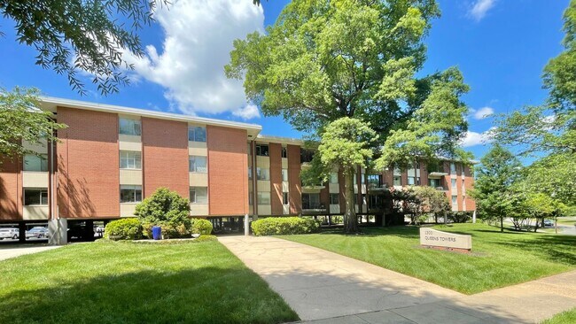 1300 Queens Road #309 - 1300 Queens Road #309 House