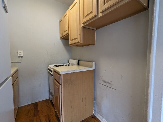 Photo - 425 W Roscoe St Unit 605