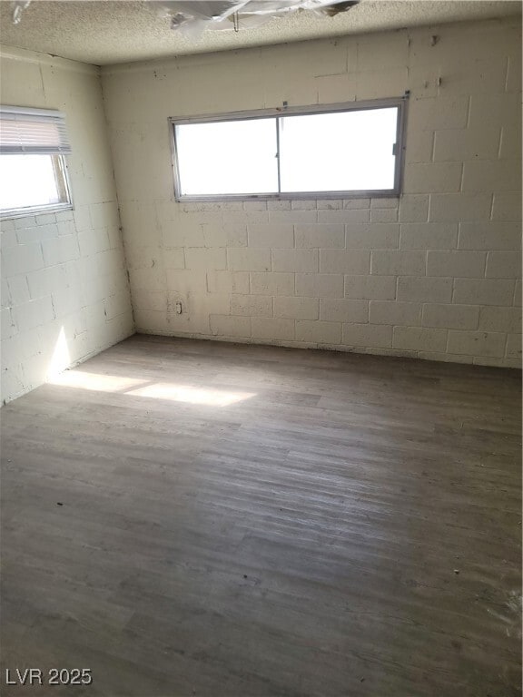 Photo - 301 Lance Ave