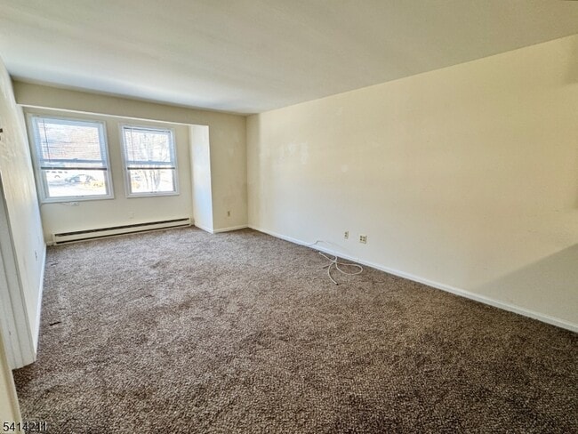 Photo - 7 Oak Ridge Rd