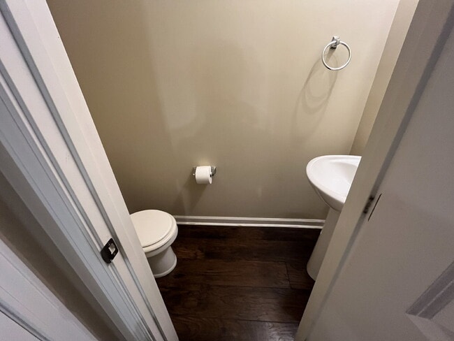 Photo - "Experience Modern Comfort: Spacious 2-Bed, 2.5-Bath Townhouse in Kernersville!"