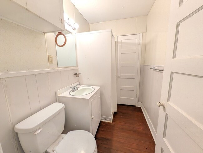 Photo - Available Now in Hooks Texas