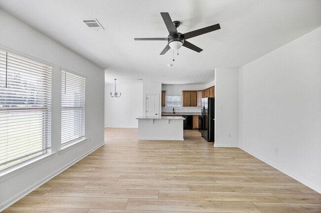 Photo - 41338 Rosewood Ln