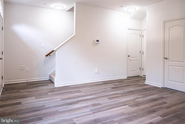 Photo - 3541 Woodlake Dr