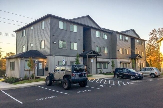 Photo - 4245 Hawthorne Ave NE Unit 116