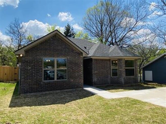 Photo - 312 W Heron St Rental