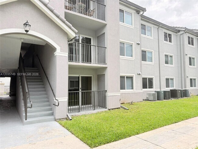 Photo - 15410 SW 284th St Unit 8106