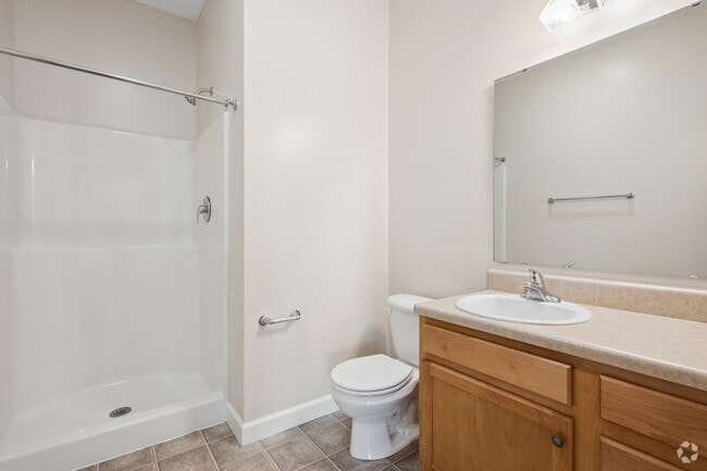 2BR, 2BA - 1,160SF - Primary Bathroom